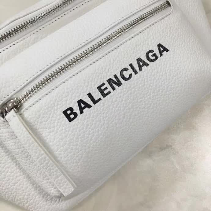 BALENCIAG巴黎世家 新品獨家發售 專櫃同步更新 帆布胸包腰包  BL1077